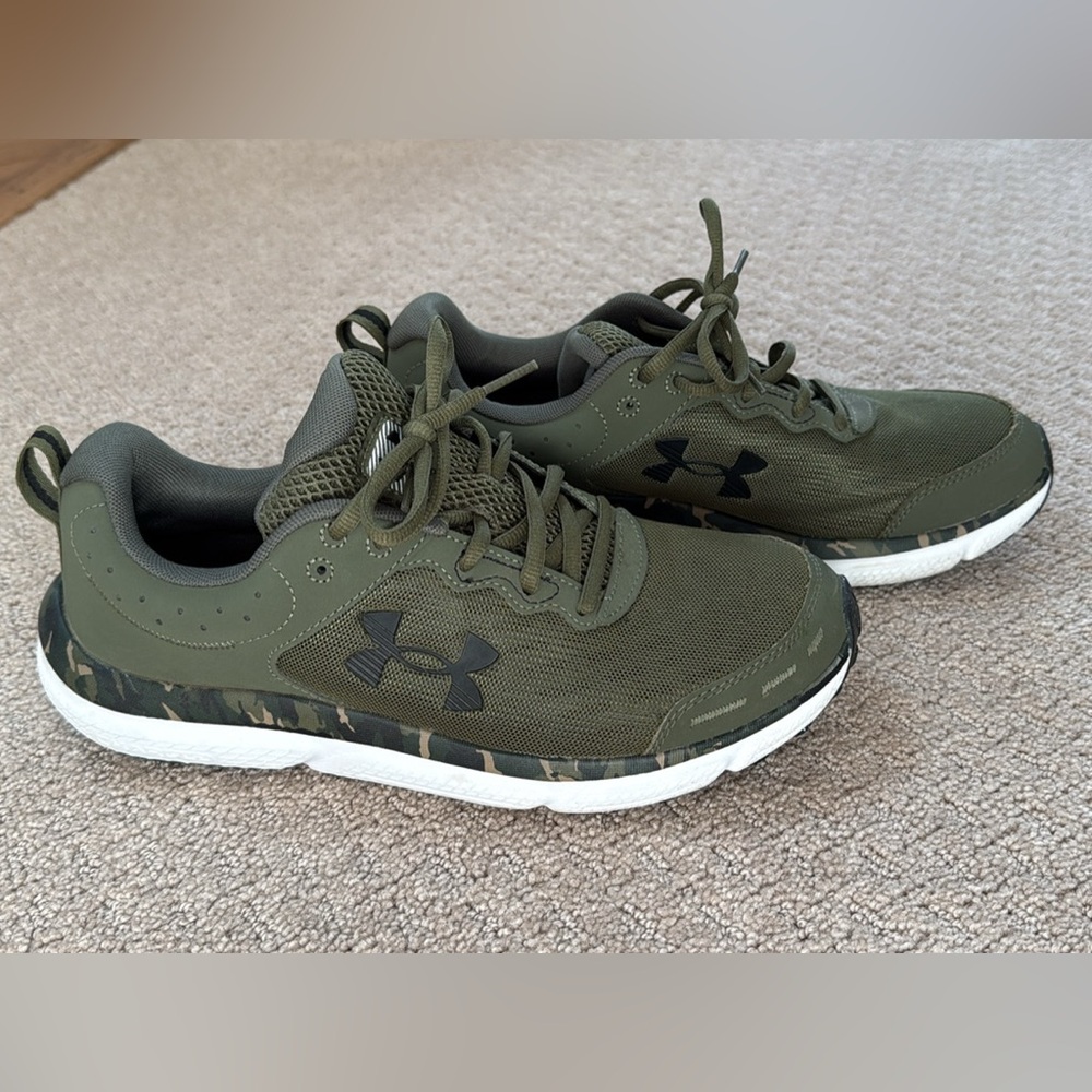 Under Armour Men's Charged Assert 10 Camo Running Shoe